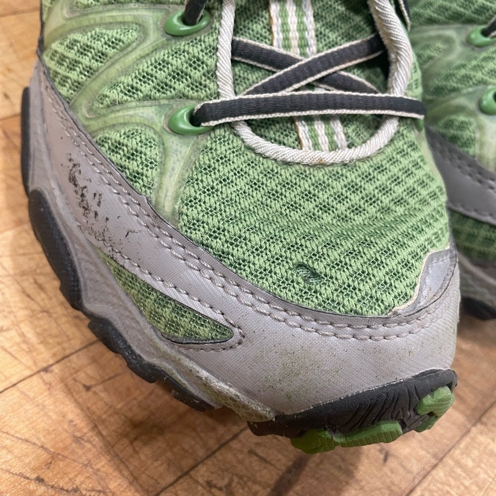 Green and Gray Trail Running Shoes with Breathable Mesh - Picture 3 of 9